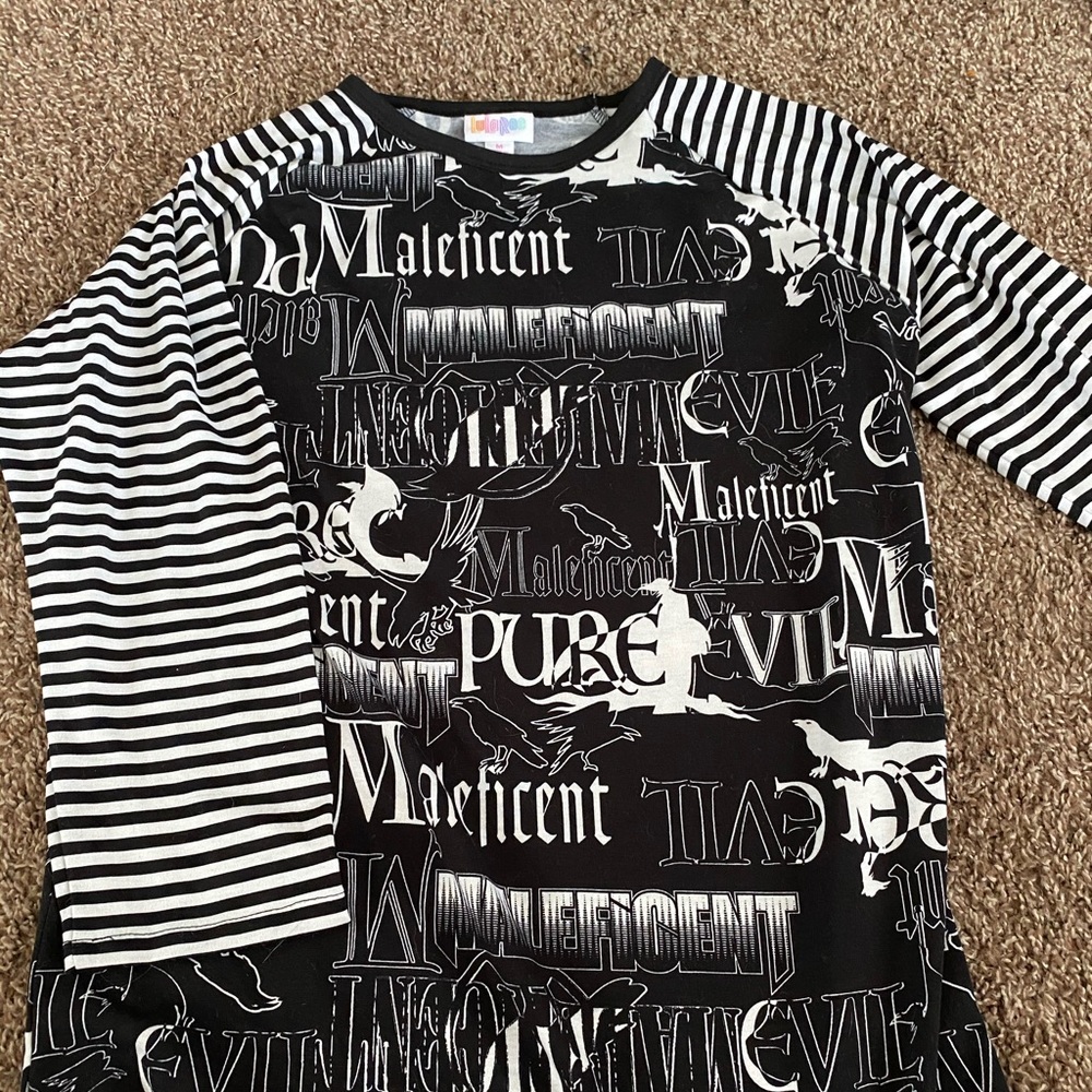 Maleficent lularoe 3/4 sleeve shirt